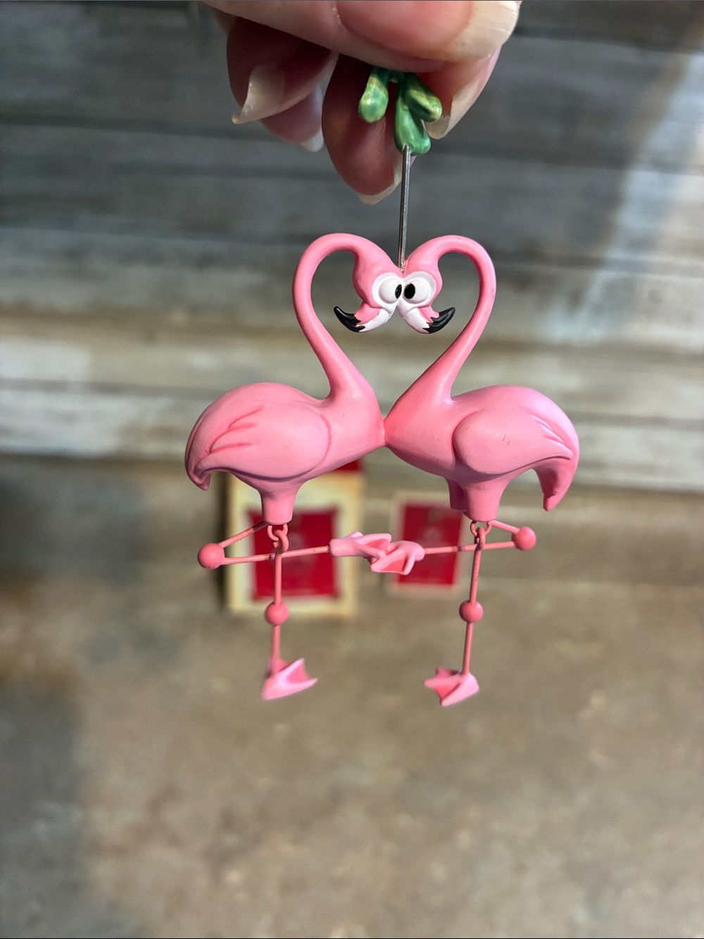 Hallmark Pink Flamingo 'Beak to Beak' Holiday Ornament - Picture 5 of 9
